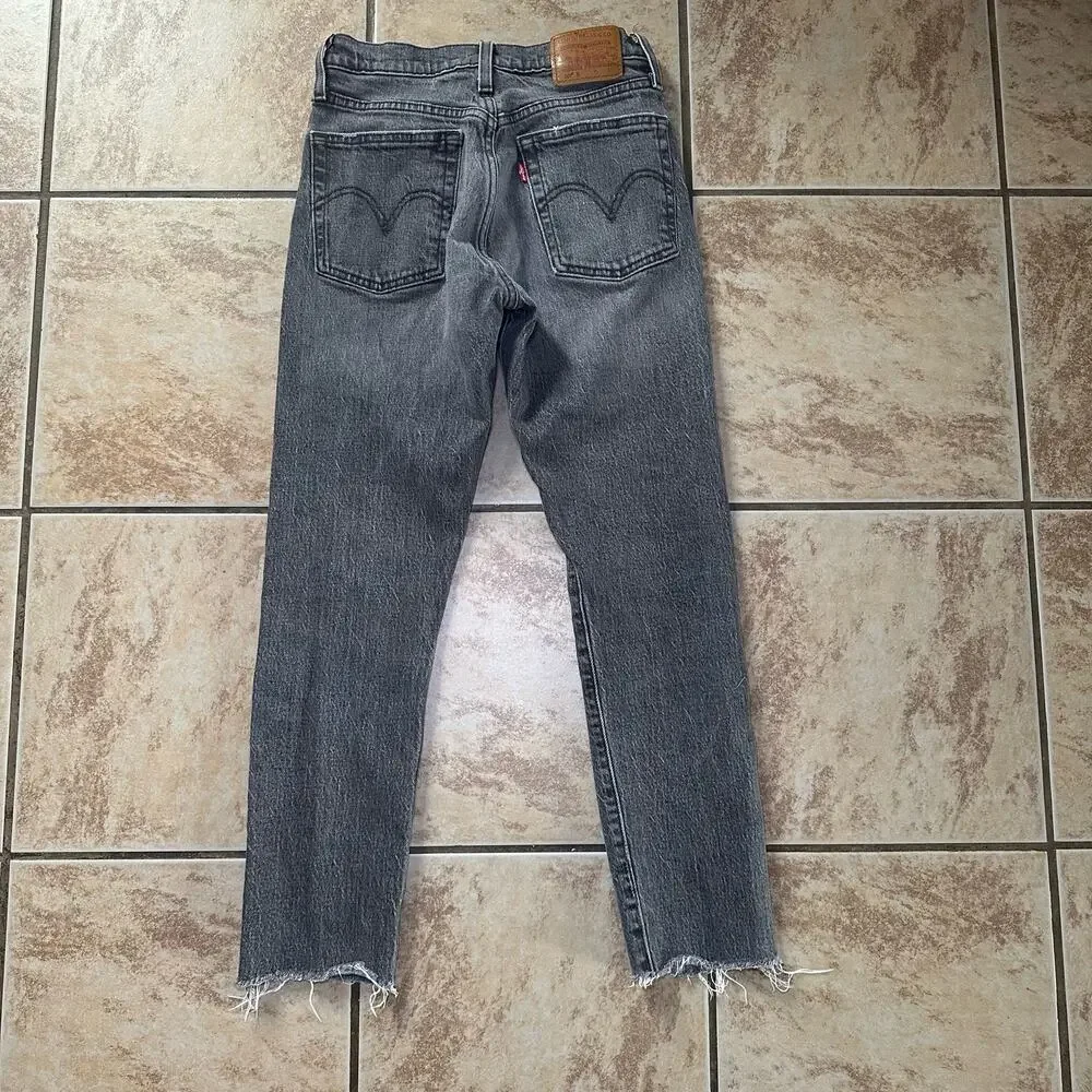 Levi’s 501 Premium Denim Jeans Gray‎ Wash Size 24 Button Fly Raw Hem